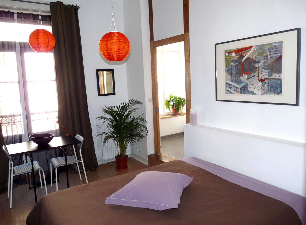 Chambres D'Hotes Belle Etoile Saint-Etienne  Rum bild